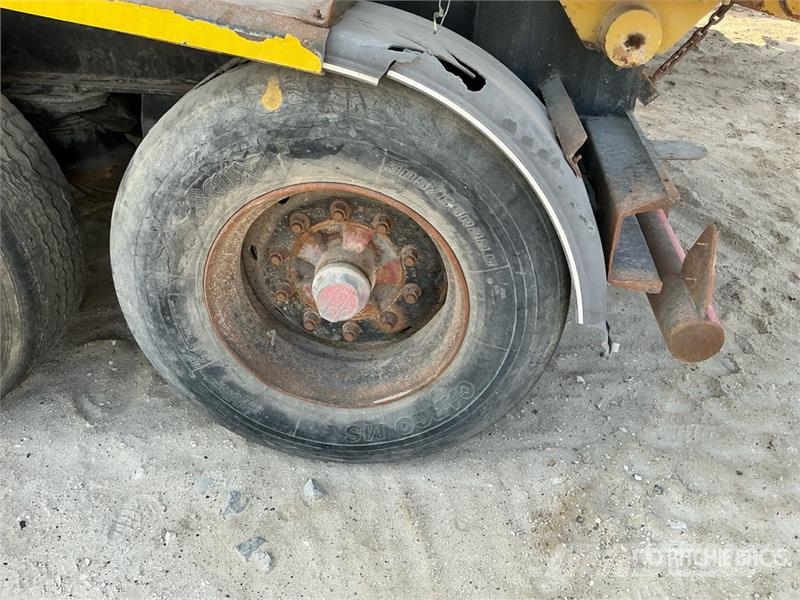  Tri/A End Dump Trailer Самоскиди