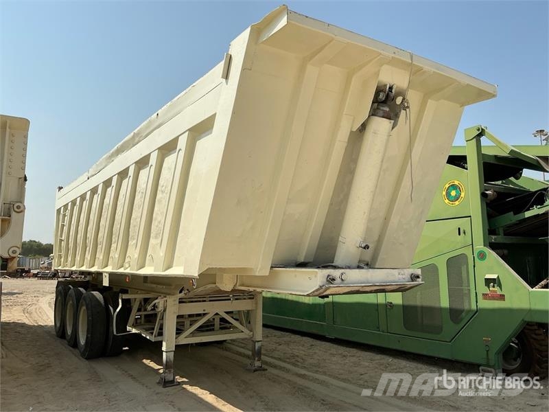  Tri/A End Dump Trailer مقطورات قلابة