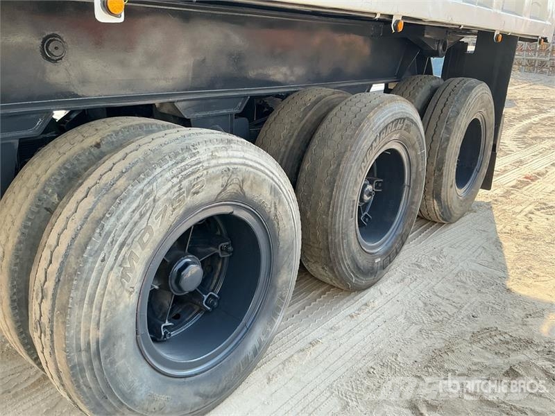 Tri/A End Dump Trailer Самоскиди
