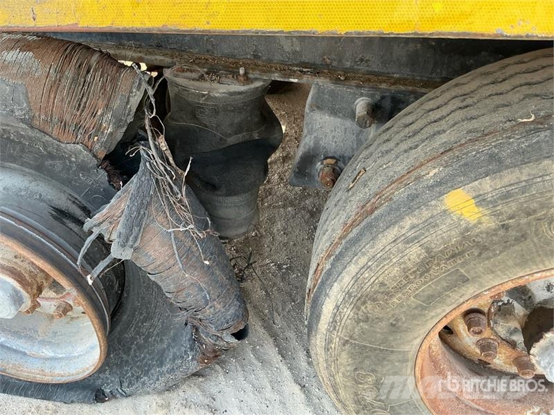  Tri/A End Dump Trailer Самоскиди