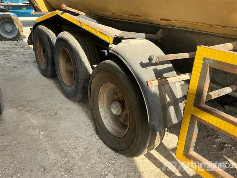  Tri/A End Dump Trailer Самоскиди