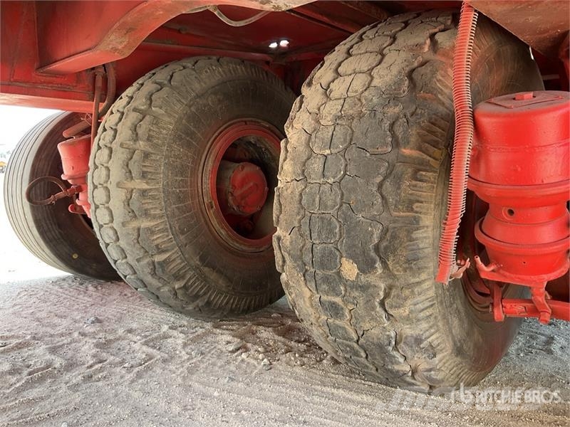 Tri/A Step Deck Trailer Низькорамні причепи