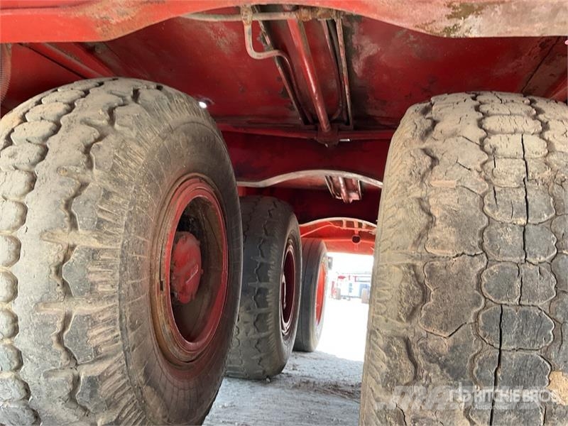 Tri/A Step Deck Trailer Низькорамні причепи