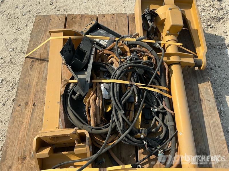 Trimble Lazer Leveling System - Fits Cat 140M مكونات أخرى
