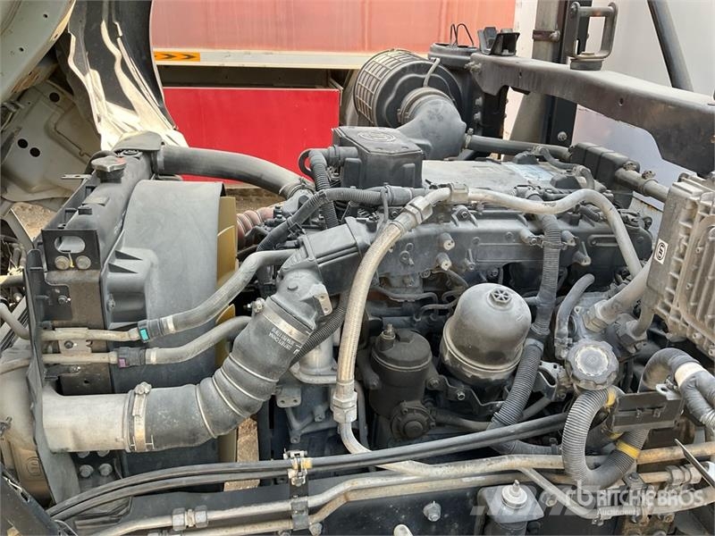 UD LKE210 4x2 7 Ton Curtain Side Truck (Inoperable) Tentautod