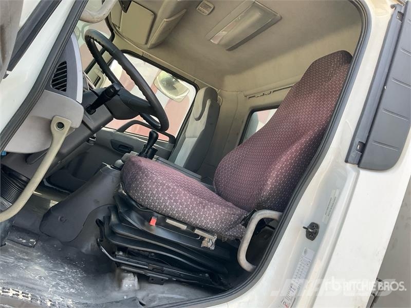 UD LKE210 4x2 7 Ton Curtain Side Truck (Inoperable) Tentautod