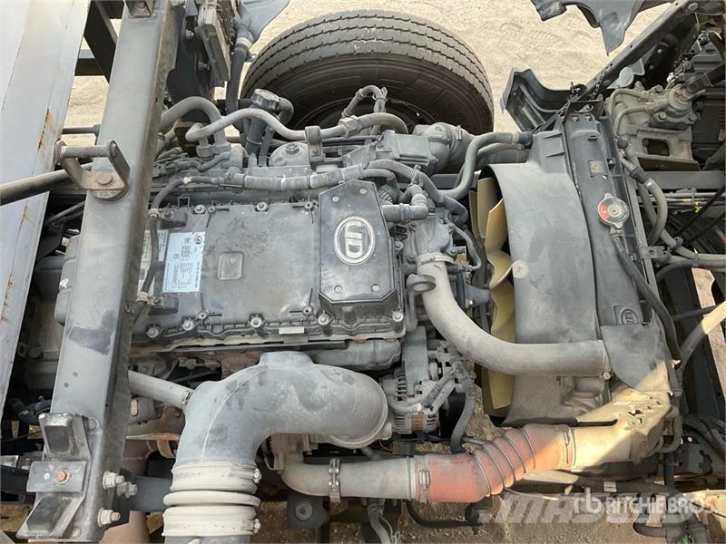 UD LKE210 4x2 7 Ton Curtain Side Truck (Inoperable) Tentautod