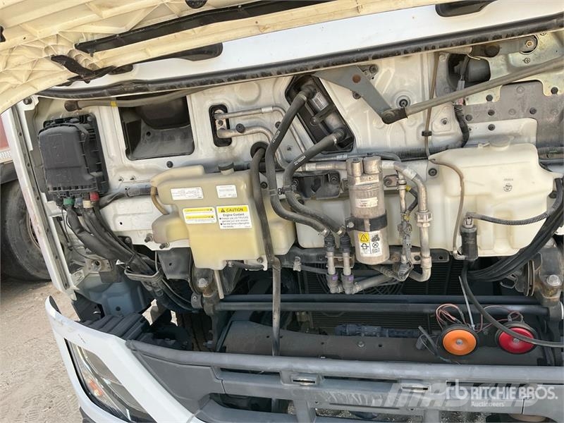 UD LKE210 4x2 7 Ton Curtain Side Truck (Inoperable) Tentautod