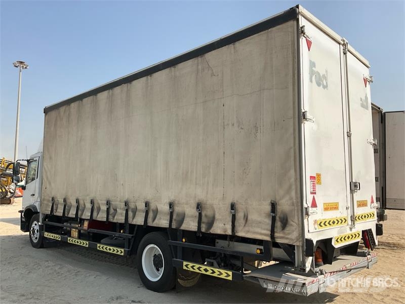 UD LKE210 4x2 7 Ton Curtain Side Truck (Inoperable) Tentautod
