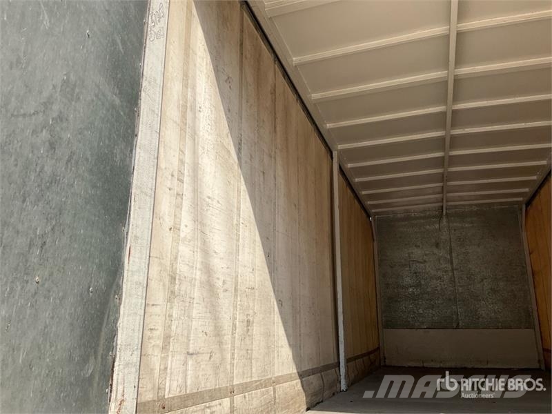 UD LKE210 4x2 7 Ton Curtain Side Truck (Inoperable) Tentautod