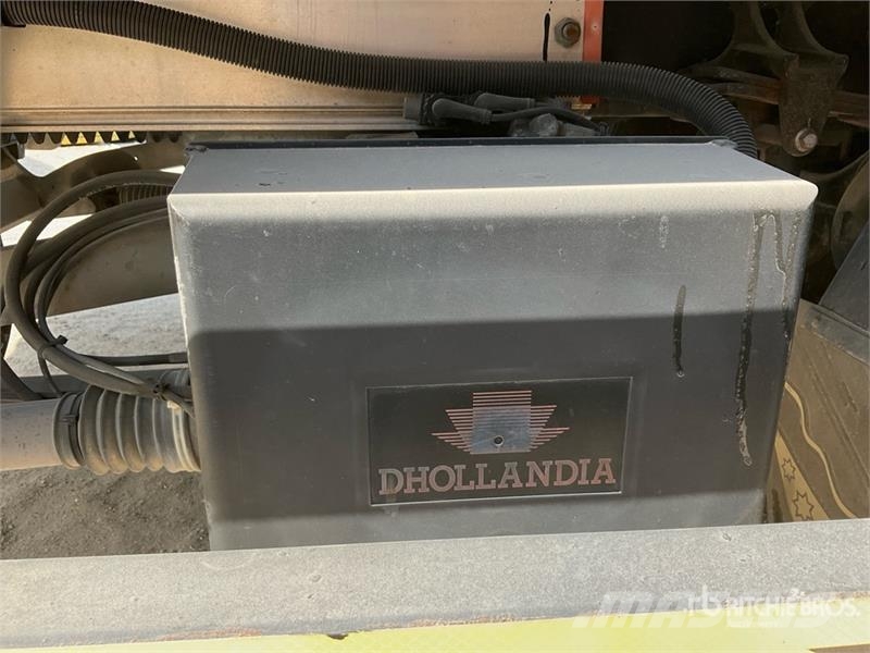 UD LKE210 4x2 7 Ton Curtain Side Truck (Inoperable) Tentautod