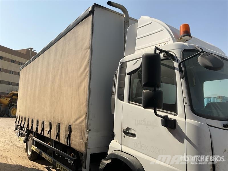 UD LKE210 4x2 7 Ton Curtain Side Truck (Inoperable) Tentautod