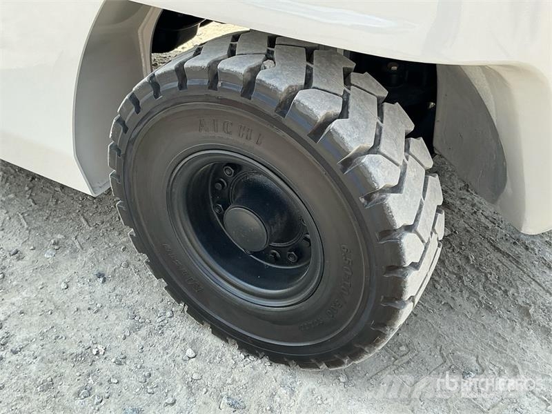 UniCarriers YG1F2A30U 3 ton Forklift (Unused) Інше
