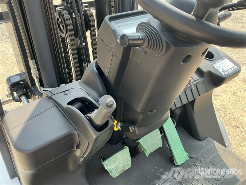 UniCarriers YG1F2A30U 3 ton Forklift (Unused) Інше