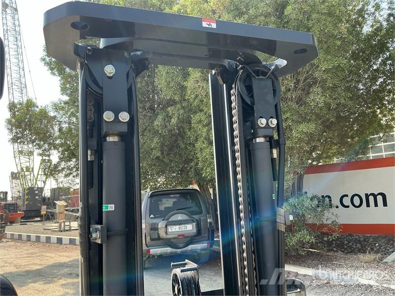 UniCarriers YG1F2A30U 3 ton Forklift (Unused) Другие складские механизмы