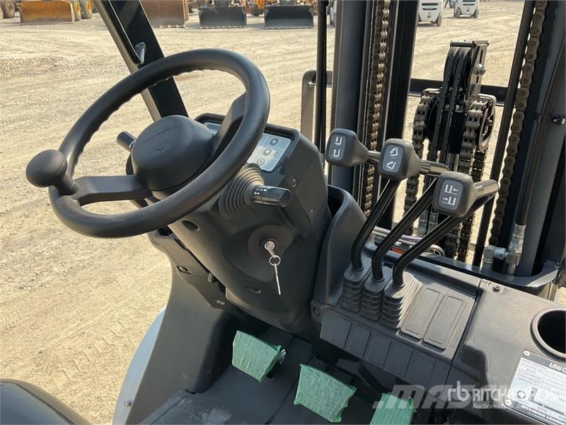 UniCarriers YG1F2A30U 3 ton Forklift (Unused) Інше