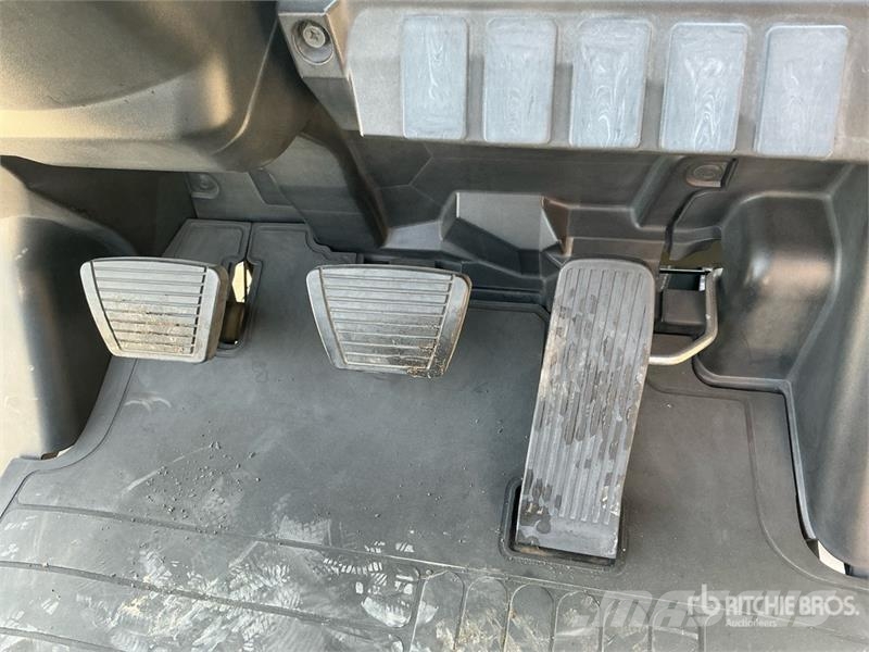 UniCarriers YG1F2A30U 3 ton Forklift (Unused) Інше