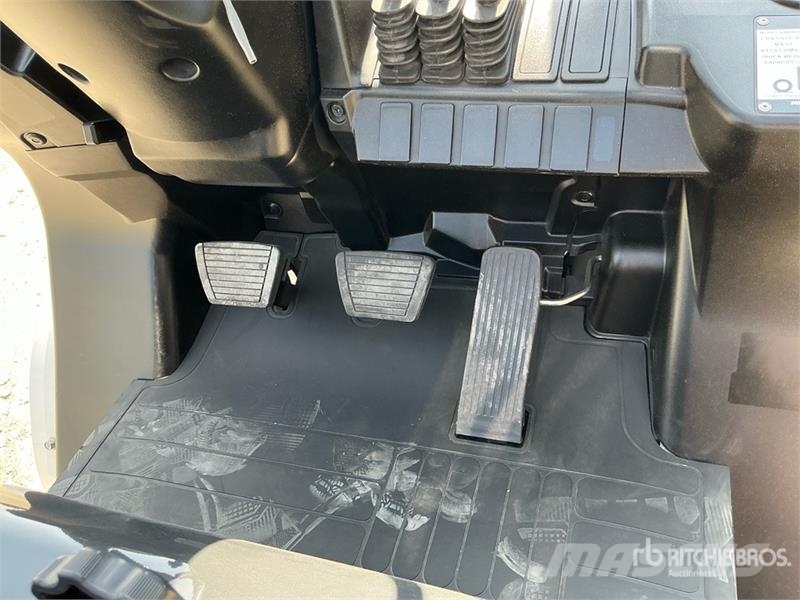 UniCarriers YG1F2A30U 3 ton Forklift (Unused) Другие складские механизмы