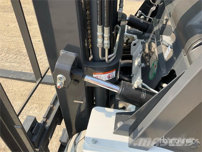 UniCarriers YG1F2A30U 3 ton Forklift (Unused) Інше