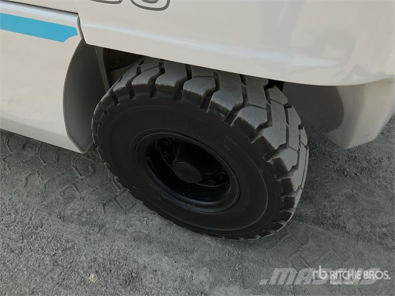 UniCarriers YG1F2A30U 3 ton Forklift (Unused) Інше