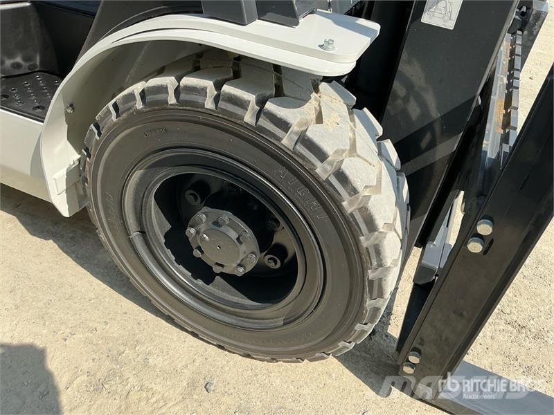 UniCarriers YG1F2A30U Forklift (Unused) Другие складские механизмы