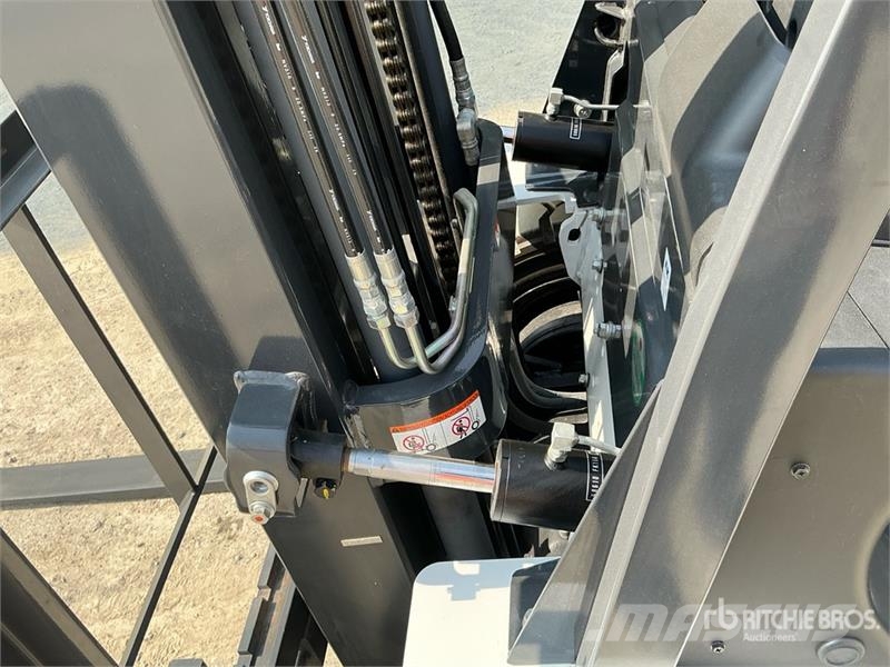 UniCarriers YG1F2A30U 3 ton Forklift (Unused) Інше
