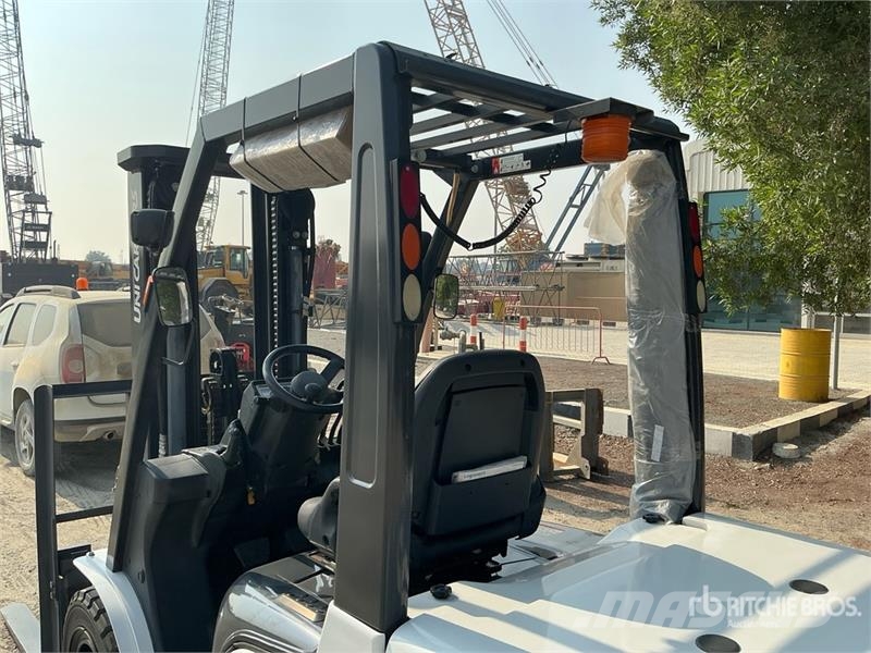 UniCarriers YG1F2A30U 3 ton Forklift (Unused) Інше