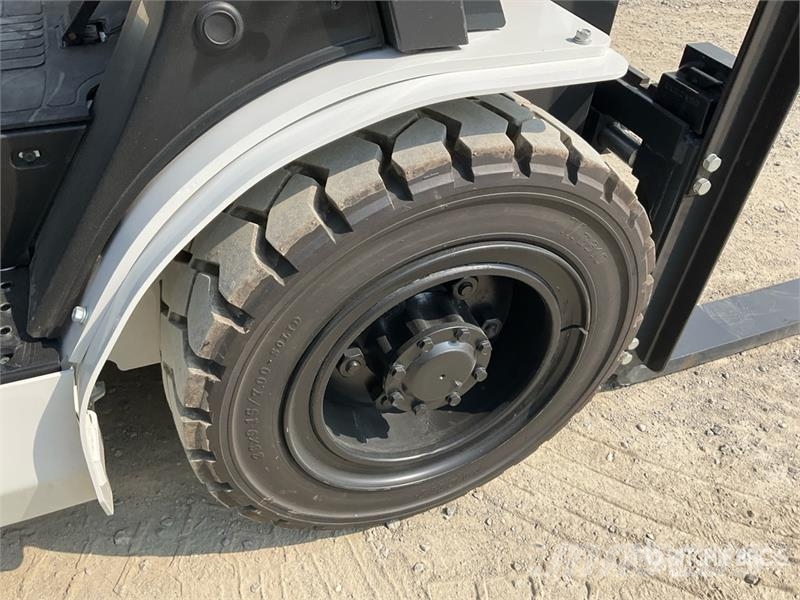 UniCarriers YG1F2A30U 3 ton Forklift (Unused) Інше