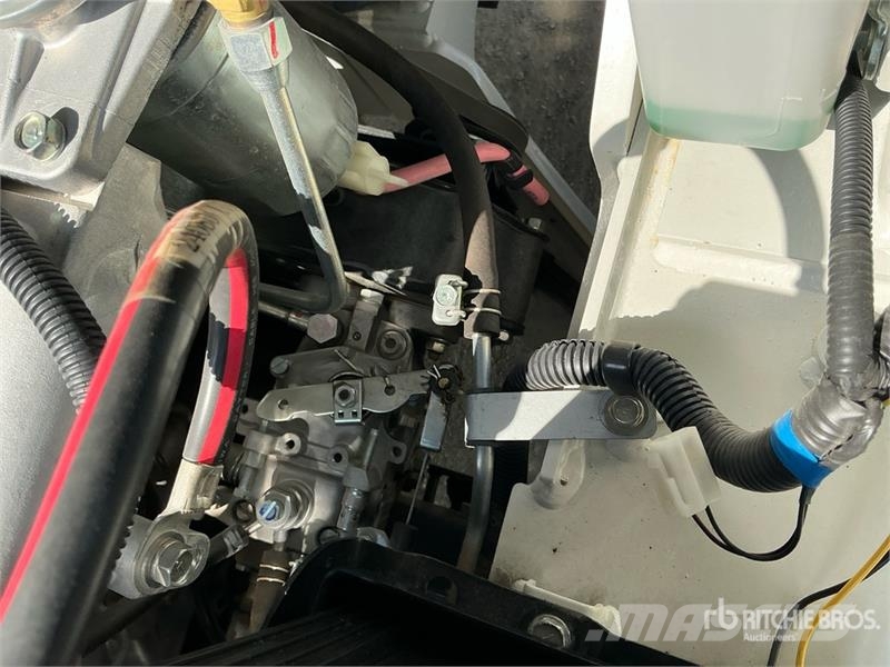 UniCarriers YG1F2A30U 3 ton Forklift (Unused) Другие складские механизмы