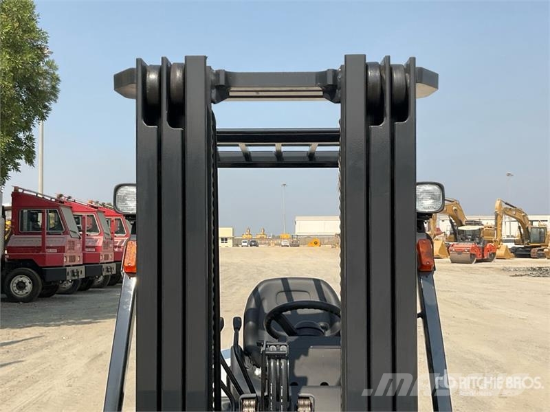 UniCarriers YG1F2A30U 3 ton Forklift (Unused) Інше