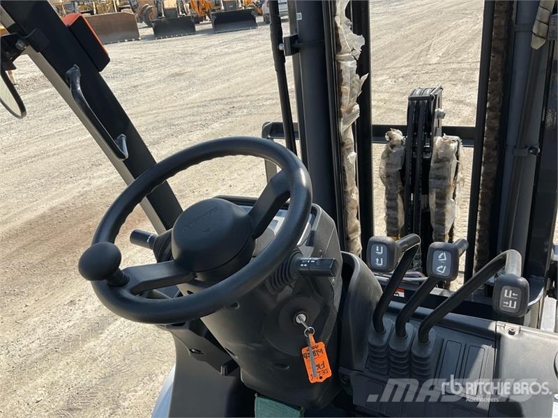 UniCarriers YG1F2A30U 3 ton Forklift (Unused) Wózki widłowe inne