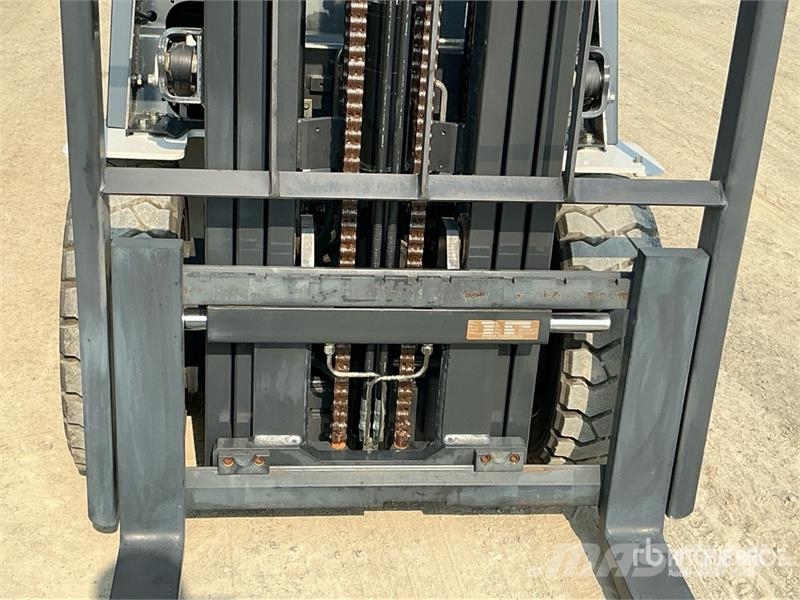 UniCarriers YG1F2A30U 3 ton Forklift (Unused) Інше