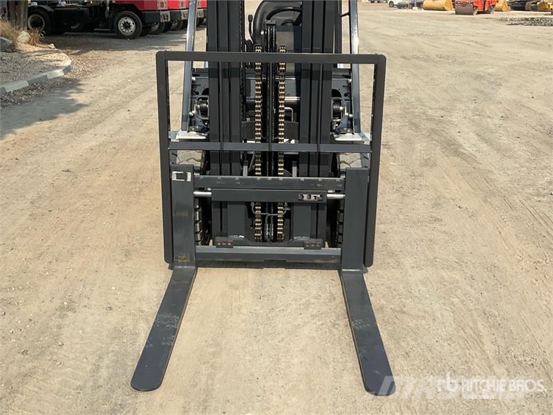UniCarriers YG1F2A30U 3 ton Forklift (Unused) Інше