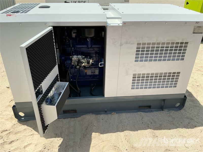  Unikai UK90E 90 kVA Skid-Mounted Generator Set (Un مولدات ديزل