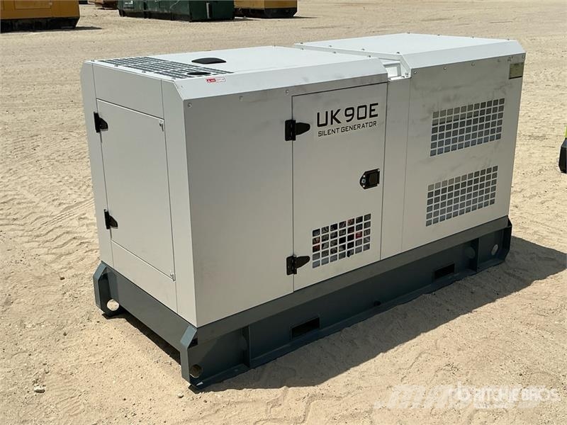  Unikai UK90E 90 kVA Skid-Mounted Generator Set (Un مولدات ديزل