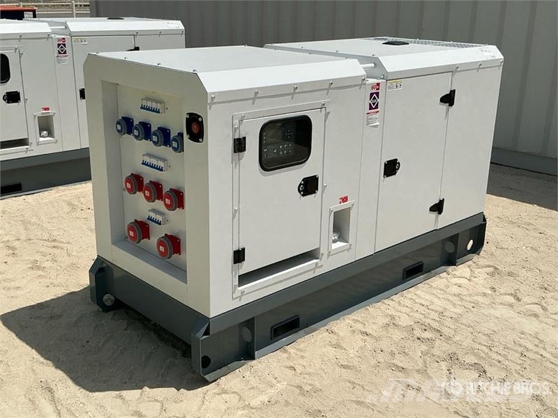  Unikai UK90E 90 kVA Skid-Mounted Generator Set (Un مولدات ديزل