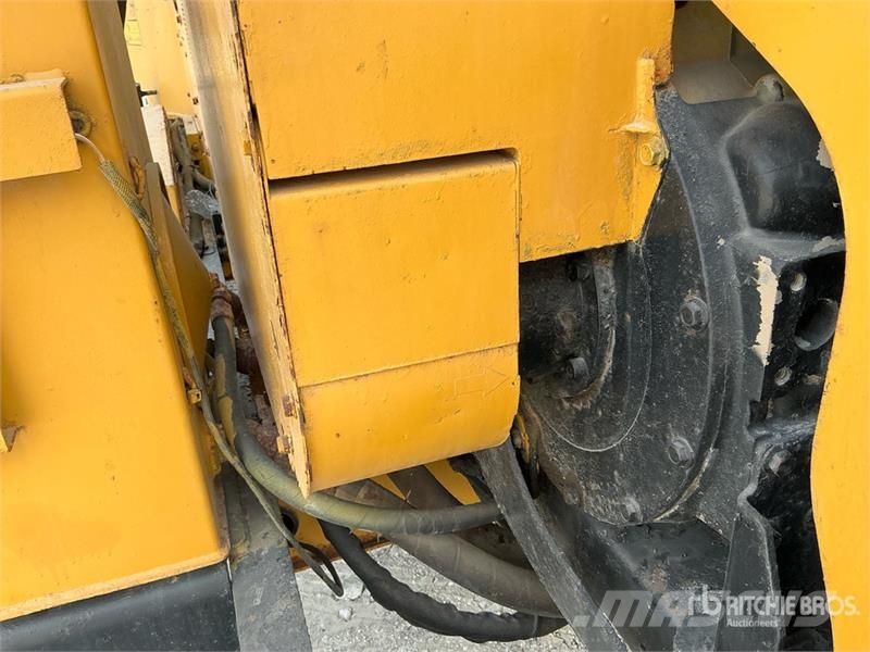 Vermeer BC2100XL Tow-Behind Wood Chipper Fa aprítók