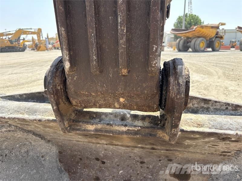 Volvo EC210D Tracked Excavator Kāpurķēžu ekskavatori