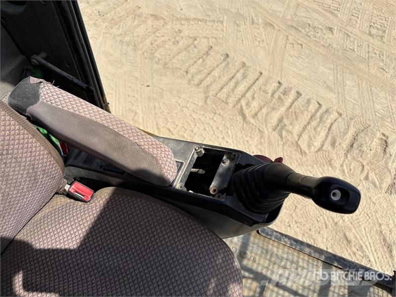Volvo EC210D Tracked Excavator Гусеничні екскаватори