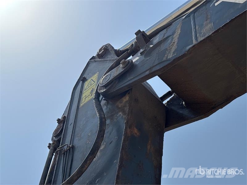 Volvo EC210D Tracked Excavator Kāpurķēžu ekskavatori