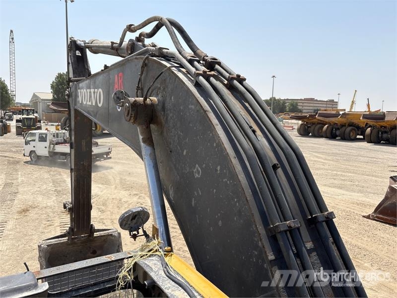 Volvo EC210D Tracked Excavator Crawler excavators