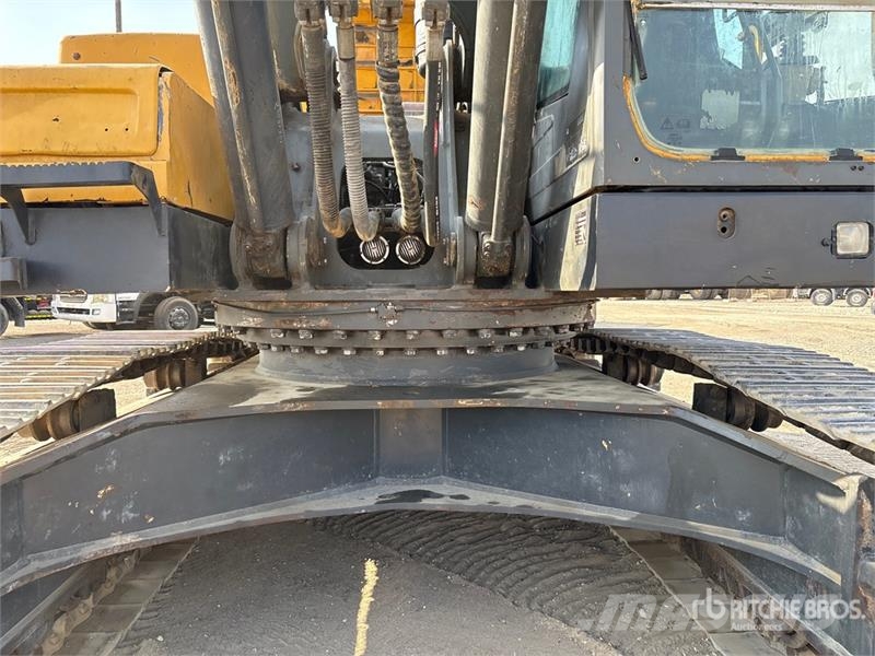 Volvo EC480DL Tracked Excavator Raupenbagger