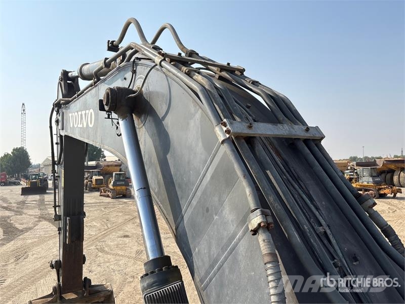 Volvo EC480DL Tracked Excavator Roomikekskavaatorid