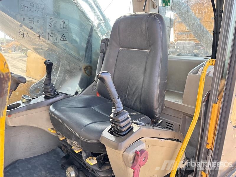 Volvo EC480DL Tracked Excavator Raupenbagger