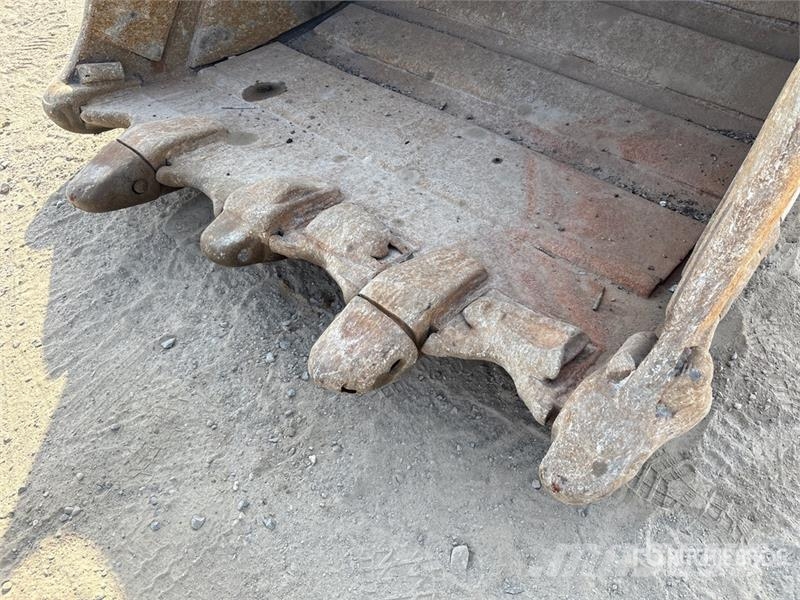 Volvo EC480DL Tracked Excavator Roomikekskavaatorid