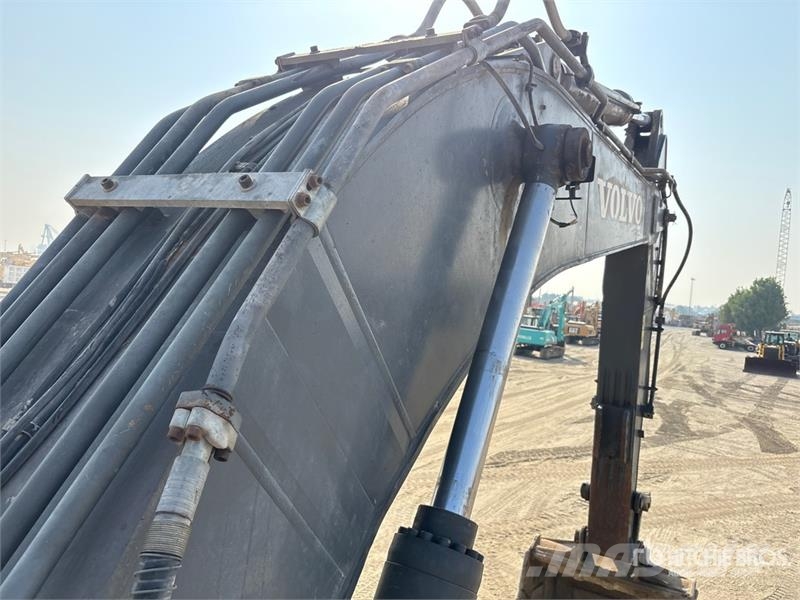 Volvo EC480DL Tracked Excavator Roomikekskavaatorid