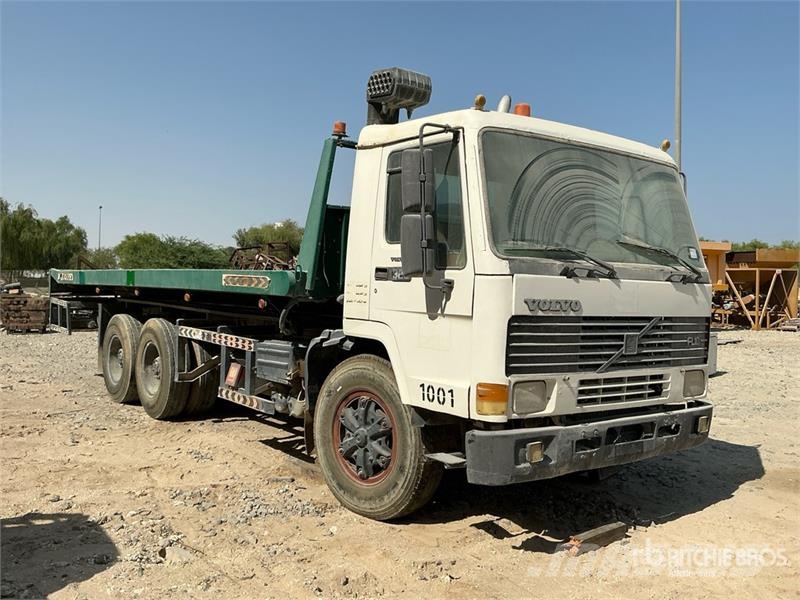 Volvo FL10 6x4 Rollback Truck (Inoperable) Bergungsfahrzeuge