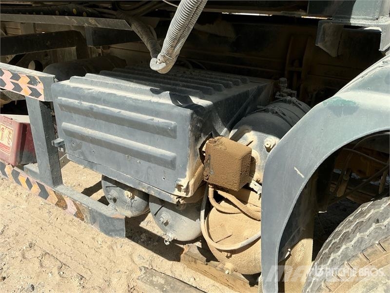 Volvo FL10 6x4 Rollback Truck (Inoperable) Bergungsfahrzeuge