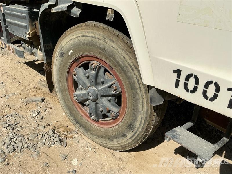 Volvo FL10 6x4 Rollback Truck (Inoperable) Bergungsfahrzeuge