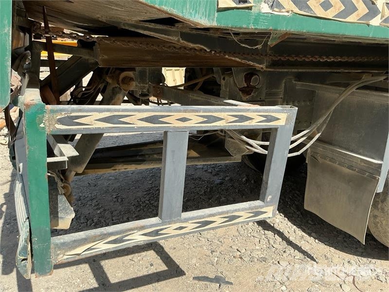 Volvo FL10 6x4 Rollback Truck (Inoperable) Bergungsfahrzeuge